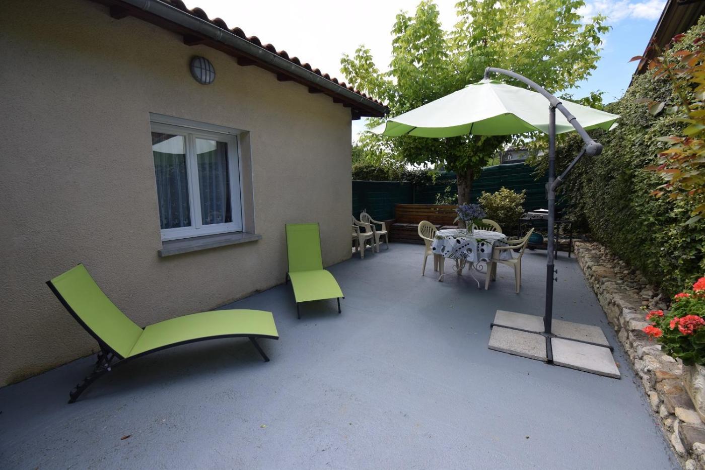 Gite Moncherie Colayrac-Saint-Cirq Exterior photo